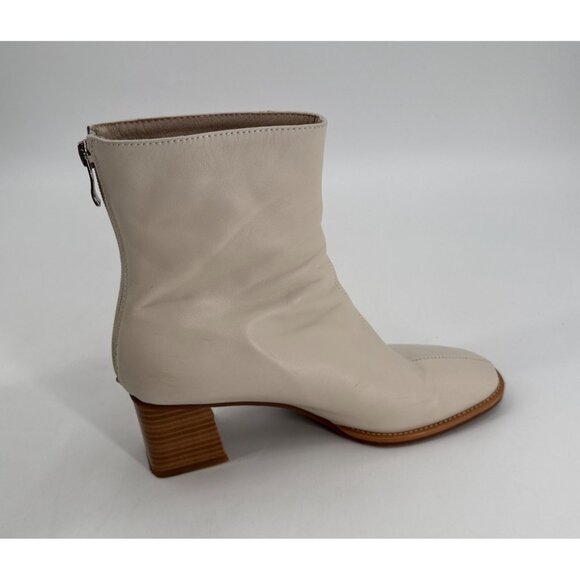 Ivory Leather Mid Block Heel Ankle Boots With Rear Zip Closure Womens Size 8.5 - Picture 3 of 12
